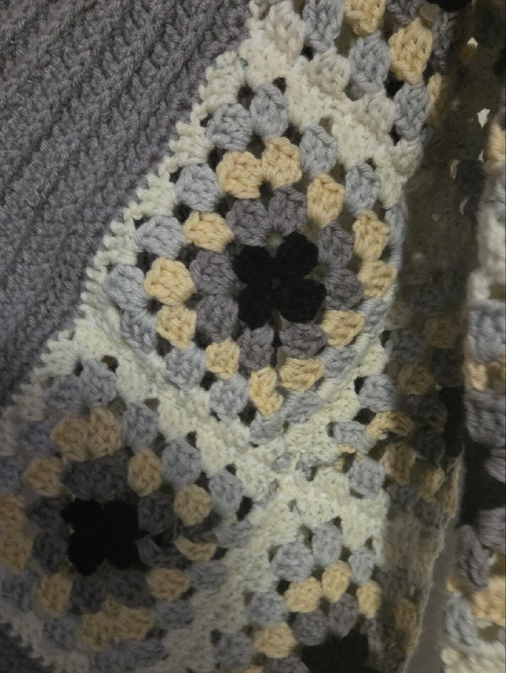 Cozy Gray Crochet Shawl-Collar Cardigan with Cream & Yellow Accents - Picture 3 of 8